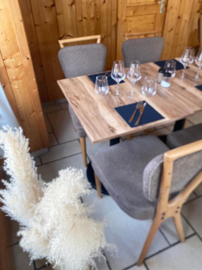 Hotel Restaurant Des Lacs Chaux-des-Crotenay Esterno foto