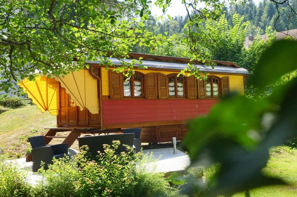 Hotel Restaurant Des Lacs Chaux-des-Crotenay Esterno foto